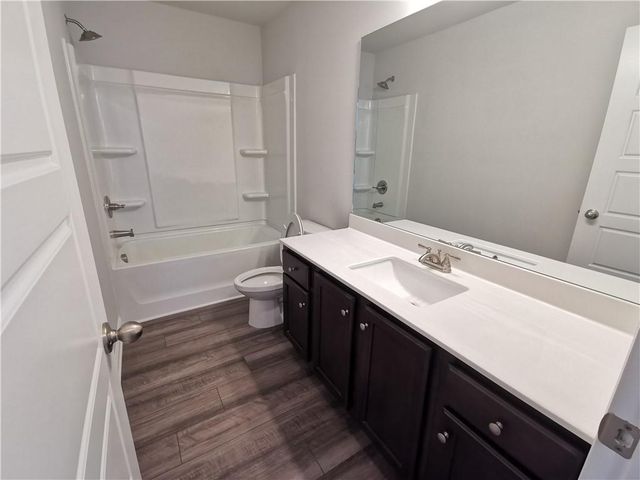 209 Station Overlook Drive, Auburn, GA 30011