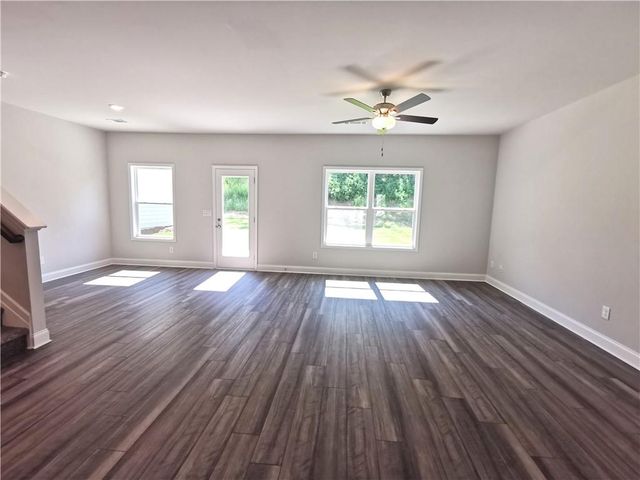 209 Station Overlook Drive, Auburn, GA 30011