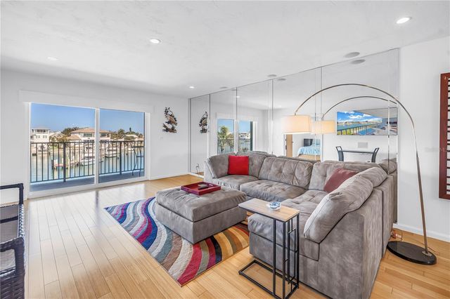 340 PINELLAS BAYWAY S 307, Tierra Verde, FL 33715