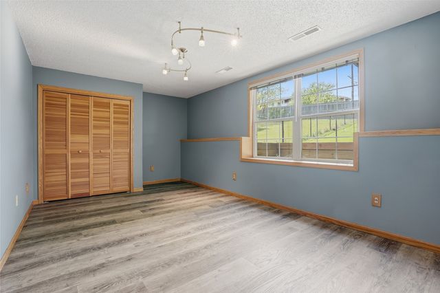27 Jema Court, Iowa City, IA 52246