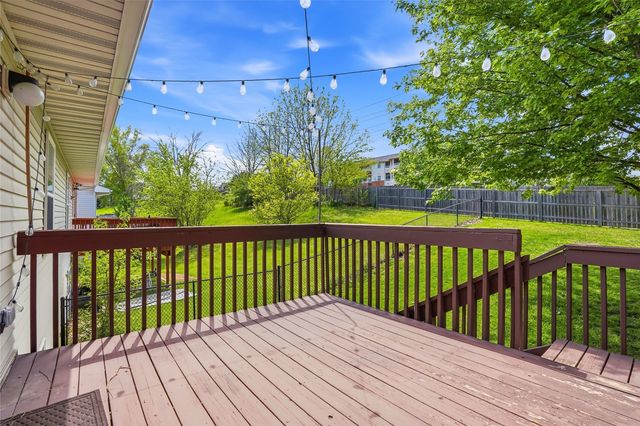 27 Jema Court, Iowa City, IA 52246
