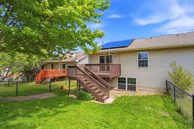 27 Jema Court, Iowa City, IA 52246