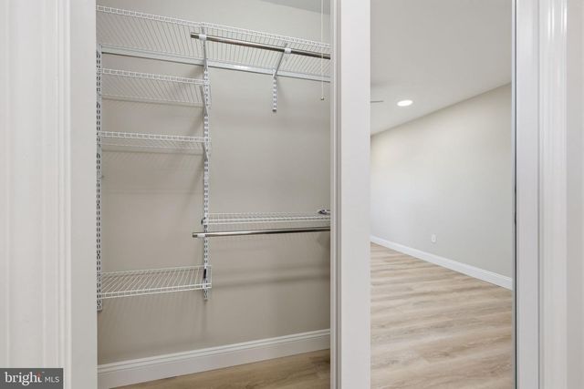 2213 CAMP HILL RD, Fort Washington, PA 19034