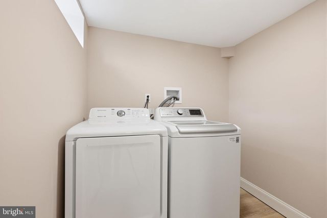 2213 CAMP HILL RD, Fort Washington, PA 19034