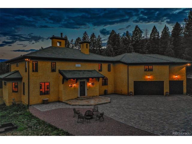 419 Lucky Lady Dr, Woodland Park, CO 80863