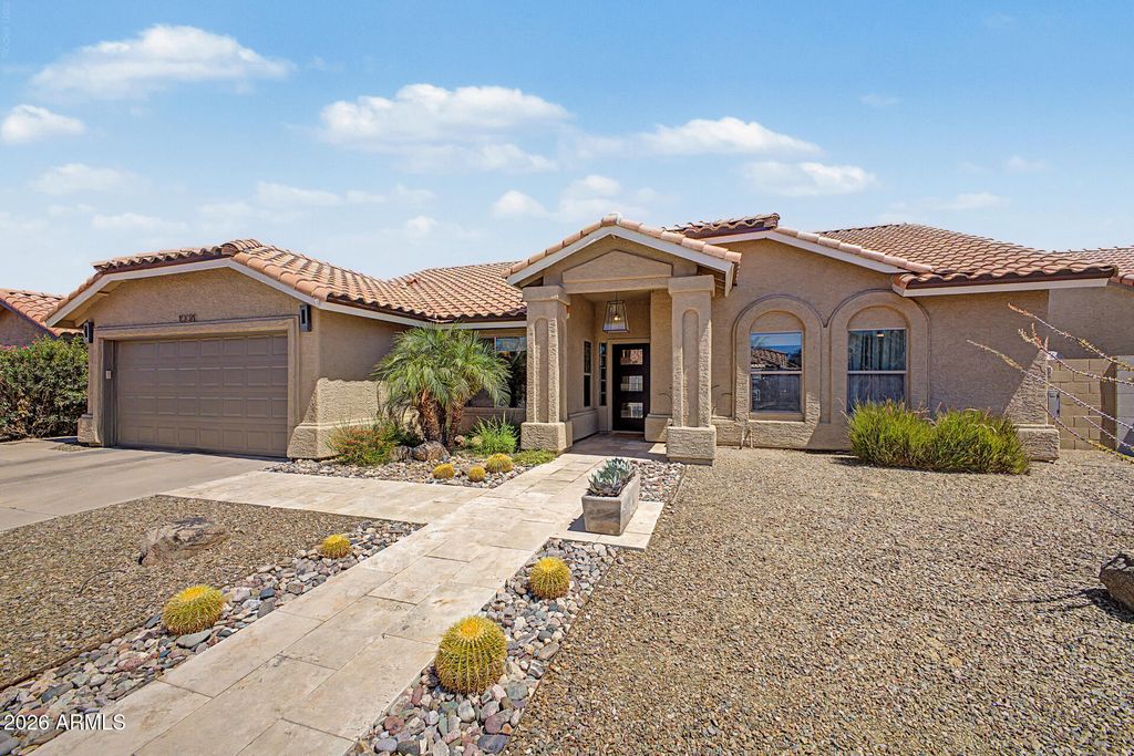 1008 W BARCELONA Drive, Gilbert, AZ 85233 — exterior