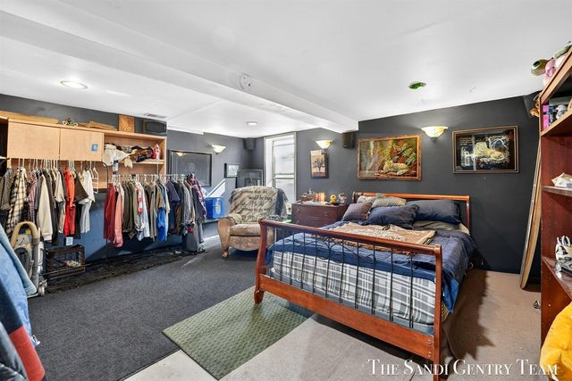 1322 Waverly Avenue, Grand Haven, MI 49417