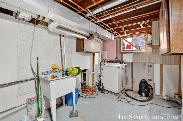 1322 Waverly Avenue, Grand Haven, MI 49417