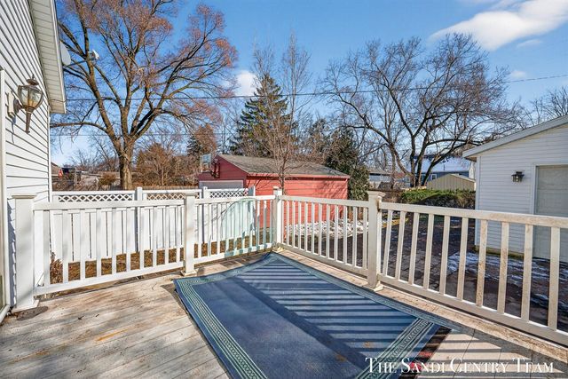 1322 Waverly Avenue, Grand Haven, MI 49417