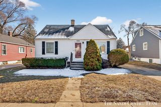 1322 Waverly Avenue, Grand Haven, MI 49417