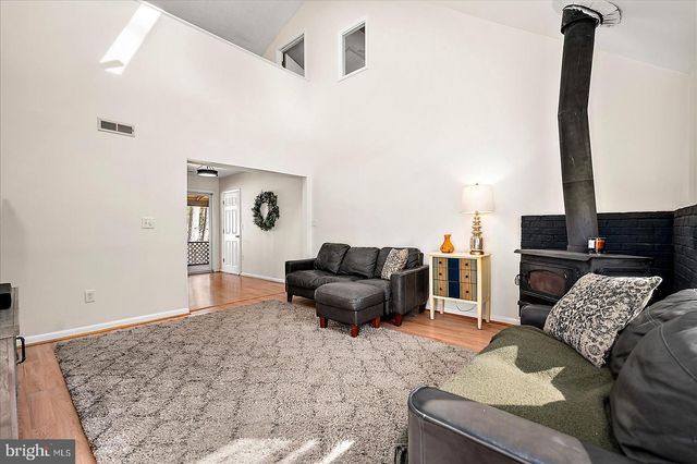 810 OCEAN PKWY, Ocean Pines, MD 21811