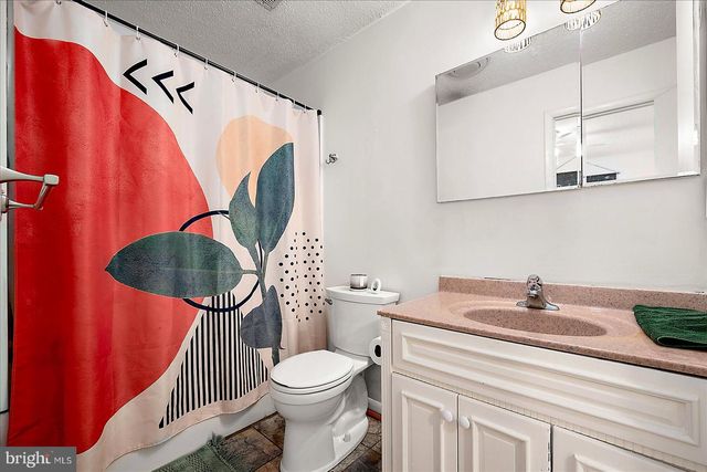 810 OCEAN PKWY, Ocean Pines, MD 21811