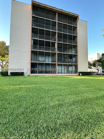 20850 San Simeon Way 105-5, Miami, FL 33179