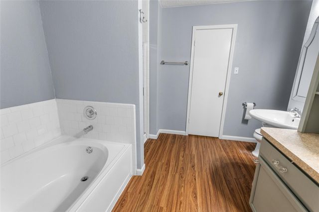 1735 Oak Ridge Drive, Kemah, TX 77565