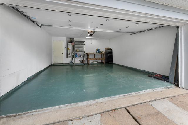 1735 Oak Ridge Drive, Kemah, TX 77565