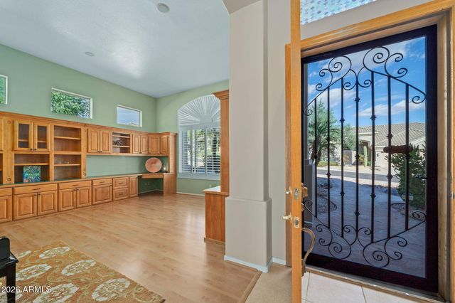16442 S 4TH Street, Phoenix, AZ 85048