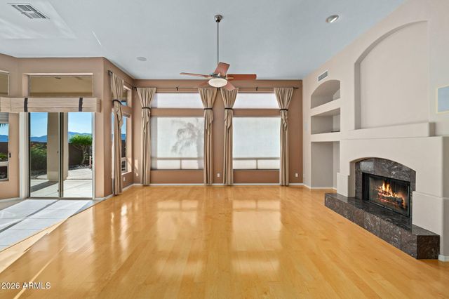 16442 S 4TH Street, Phoenix, AZ 85048
