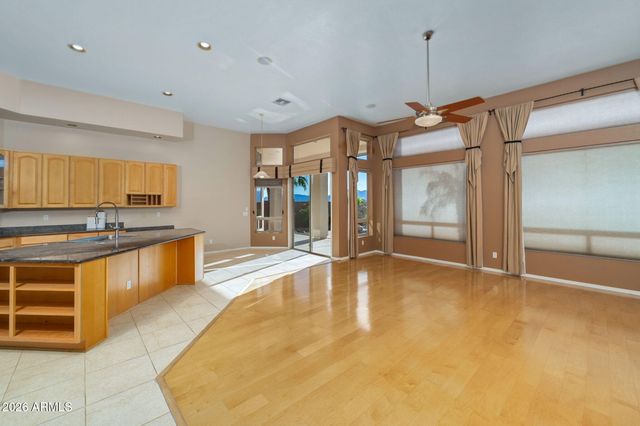 16442 S 4TH Street, Phoenix, AZ 85048