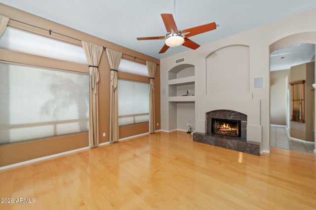 16442 S 4TH Street, Phoenix, AZ 85048
