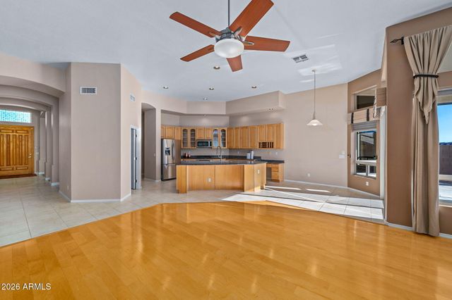 16442 S 4TH Street, Phoenix, AZ 85048