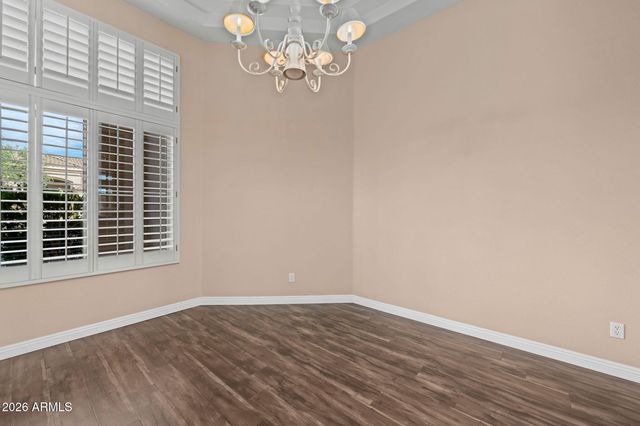 16442 S 4TH Street, Phoenix, AZ 85048