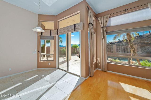 16442 S 4TH Street, Phoenix, AZ 85048