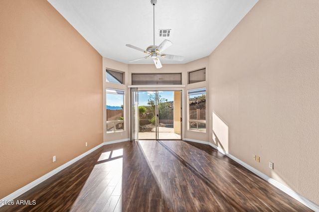 16442 S 4TH Street, Phoenix, AZ 85048