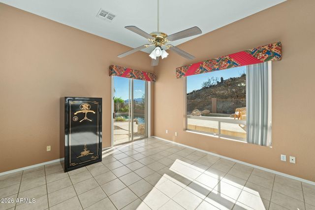 16442 S 4TH Street, Phoenix, AZ 85048