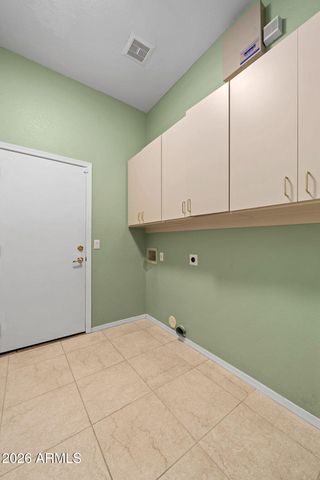 16442 S 4TH Street, Phoenix, AZ 85048