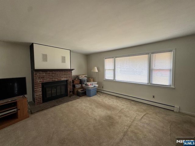 91 Hasbrouck Avenue, Emerson, NJ 07630