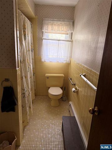 91 Hasbrouck Avenue, Emerson, NJ 07630