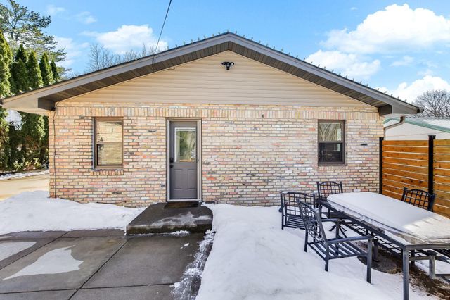 103 Greenwood Street, Mahtomedi, MN 55115