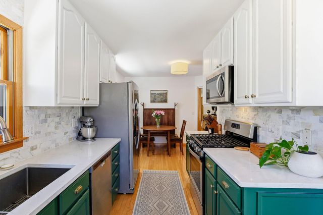 103 Greenwood Street, Mahtomedi, MN 55115