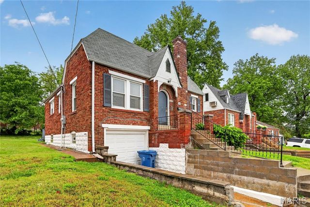 21 Robert Avenue, St Louis, MO 63135