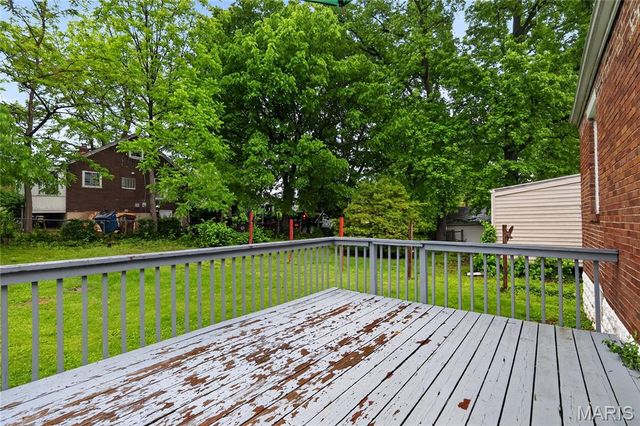 21 Robert Avenue, St Louis, MO 63135
