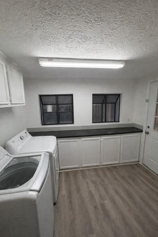 403 4th Street, Humble, TX 77338