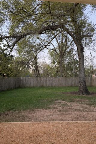 403 4th Street, Humble, TX 77338