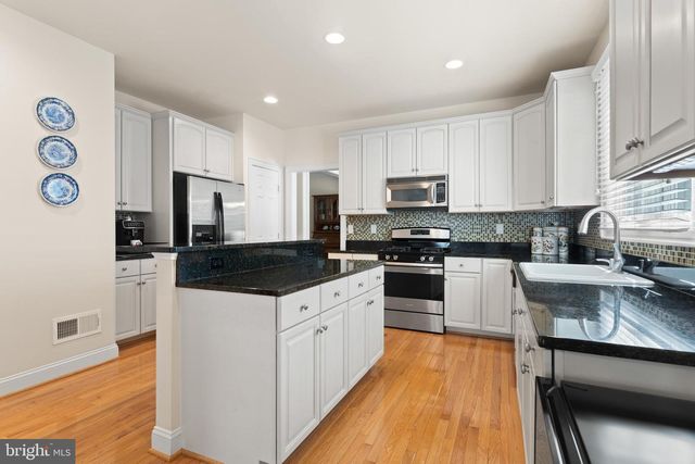 16505 MURRAY PL, Woodbridge, VA 22191