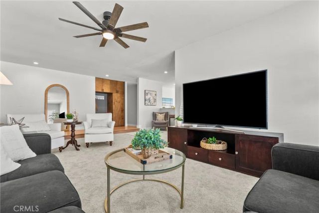 22666 Matana, Saugus, CA 91350