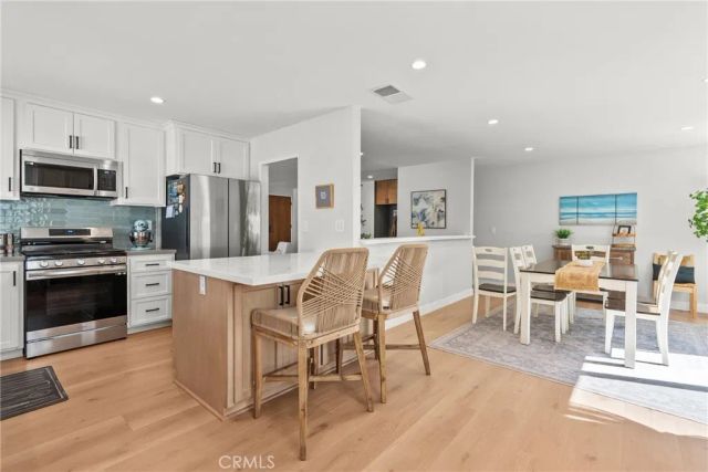 22666 Matana, Saugus, CA 91350