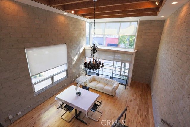 6615 Melrose Avenue 1, Los Angeles, CA 90038