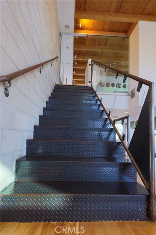 6615 Melrose Avenue 1, Los Angeles, CA 90038