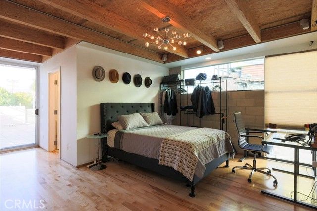 6615 Melrose Avenue 1, Los Angeles, CA 90038