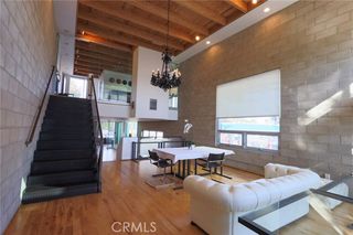 6615 Melrose Avenue 1, Los Angeles, CA 90038