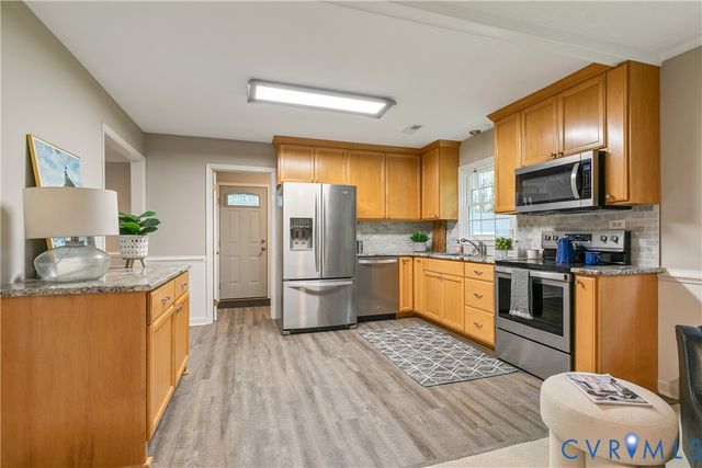 13430 Hensley Rd, Midlothian, VA 23112