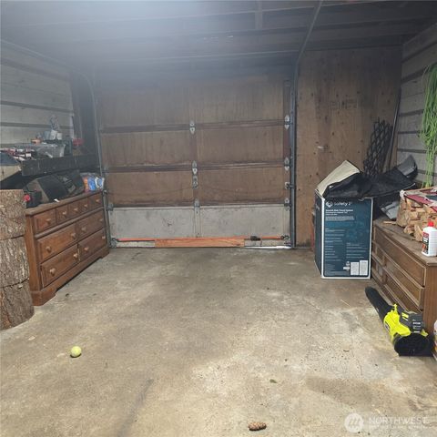 415 138th Street E, Tacoma, WA 98445