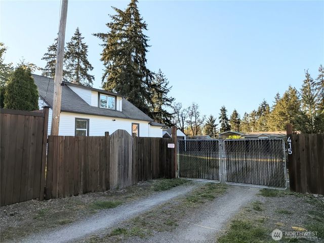 415 138th Street E, Tacoma, WA 98445