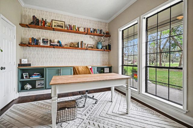 2500 Owen Street, Alvin, TX 77511