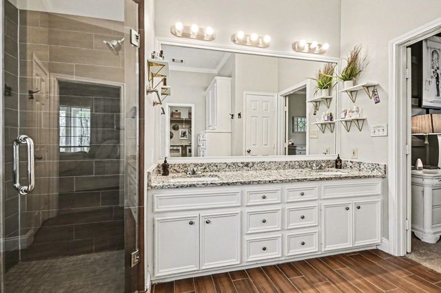 2500 Owen Street, Alvin, TX 77511