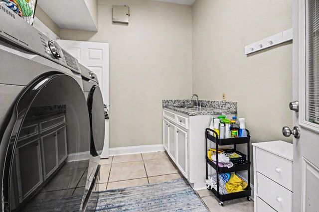 2500 Owen Street, Alvin, TX 77511